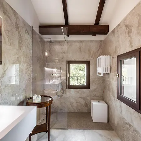 Rio Rosso By Palazzo Di *