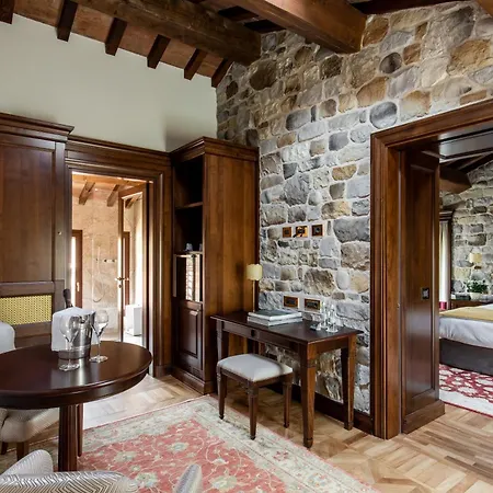 Rio Rosso By Palazzo Di *