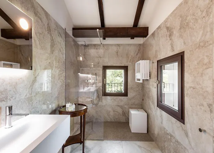 Rio Rosso By Palazzo Di *