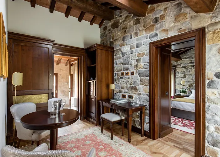 Rio Rosso By Palazzo Di *